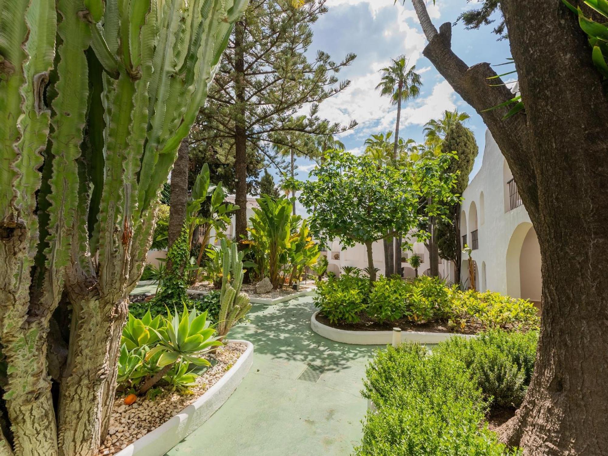 Azahara 1 21a Lovely Three Bedroom Duplex * Marbella